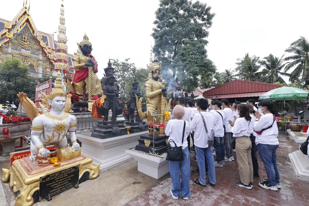 พิธีพุทธาภิเษกเหรียญ เจริญพร เศรษฐีเขลางค์นคร วัดจุฬามณี ปี ๒๕๖๕
