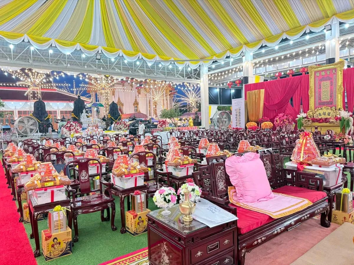 คืนก่อนวันงาน — เตรียมงานทำบุญอายุวัฒนมงคล ๗๐ ปี พระสมุทรวชิรโสภณ วิ. ปี ๒๕๖๙