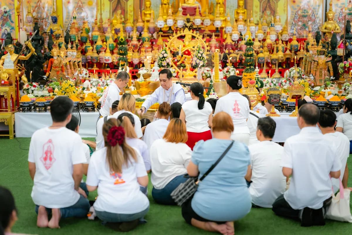 พิธีบูชาครู–ครอบครูบูรพาจารย์ วัดจุฬามณี ปี ๒๕๖๘